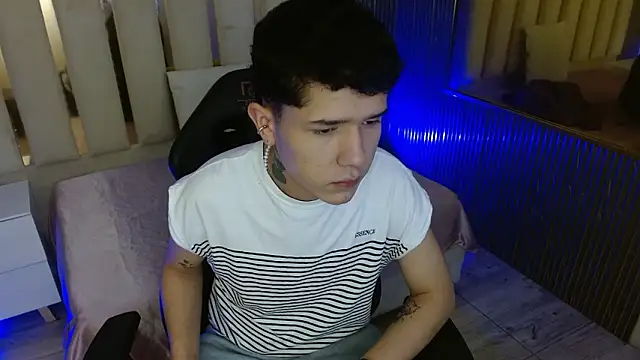 estefan tay online show from February 2026 02:34:02 AM