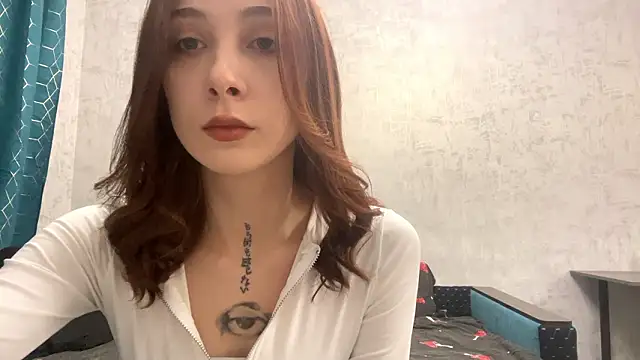 Snapshot of JulissaJoly chatting on February 2026 01:18:01 PM JulissaJoly online show from February 2026 01:18:01 PM