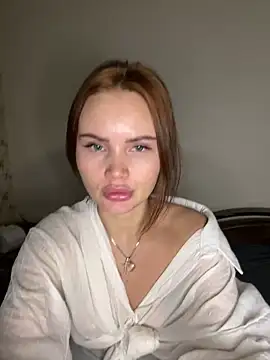 Emma Songae online show from March 2026 07:00:02 PM