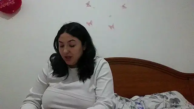 Amber Sinn online show from April 2026 09:57:02 PM