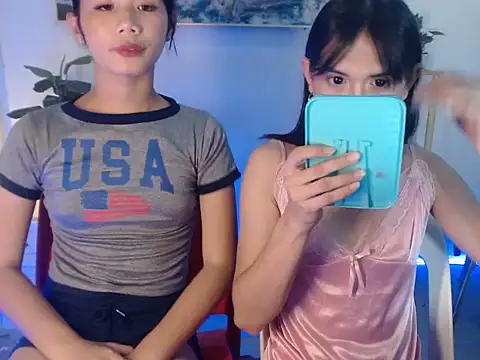 littlemikay online show from July 2026 12:52:02 PM