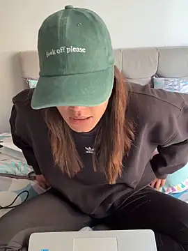 RachelWeisz  online show from April 2026 07:58:01 PM