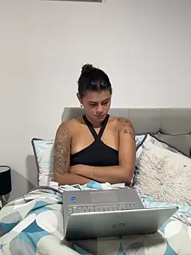 RachelWeisz  online show from April 2026 11:09:01 AM