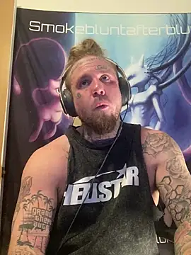 Smokebluntafterblunt online show from February 2026 05:00:02 AM