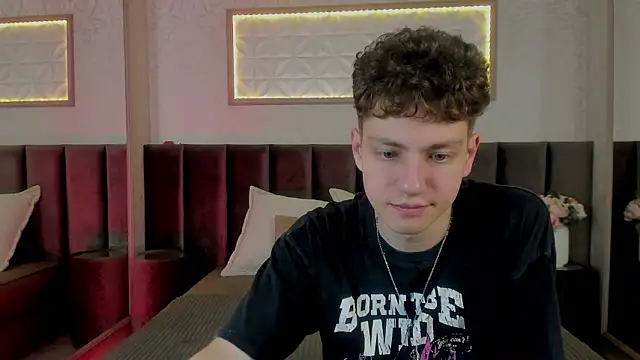 StefanBev online show from March 2026 07:43:02 PM