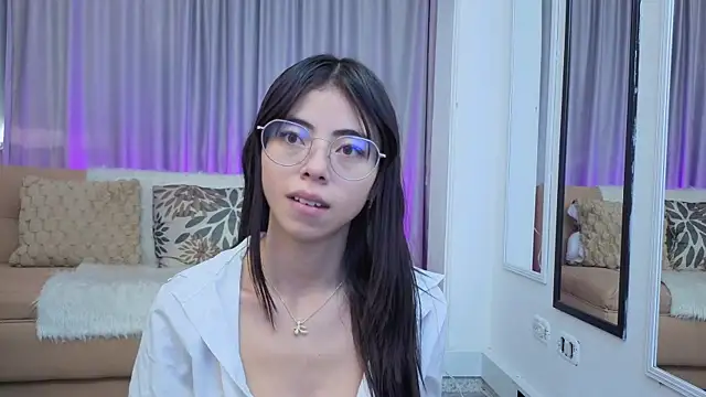 Snapshot of Mia_Naive chatting on May 2026 12:02:01 PM Mia Naive online show from May 2026 12:02:01 PM