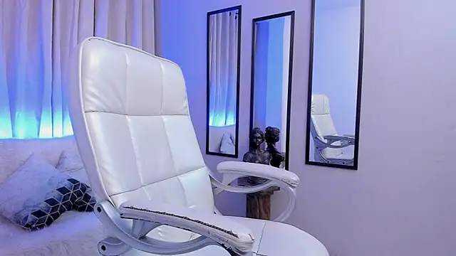 Tommas Jhonson online show from April 2026 03:50:02 AM