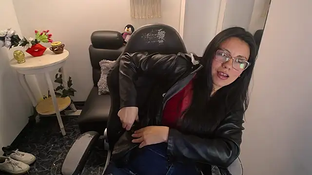 QueenRose94 online show from April 2026 01:06:02 PM