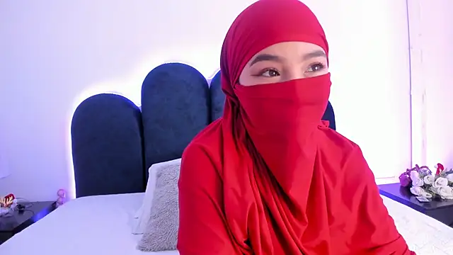 Snapshot of Yaasmin_ chatting on February 2026 07:07:01 PM Yaasmin online show from February 2026 07:07:01 PM