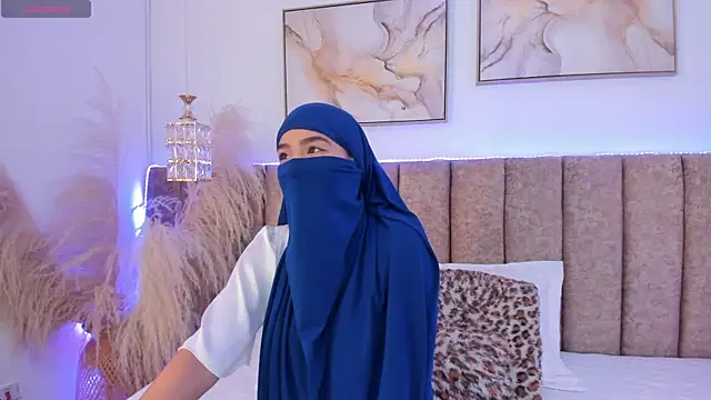 Snapshot of Yaasmin_ chatting on February 2026 07:42:02 PM Yaasmin online show from February 2026 07:42:02 PM