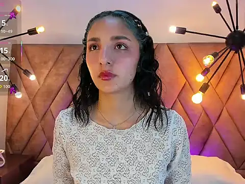 Aris Suarez online show from June 2026 04:56:01 AM