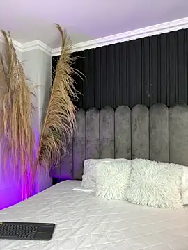 Nanda vixen  online show from February 2026 08:48:02 PM