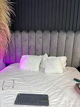 Nanda vixen  online show from March 2026 08:01:02 PM