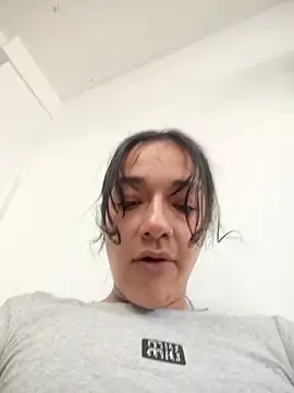 Fit valkiria online show from March 2026 03:07:02 PM