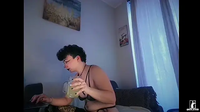 kittyfitty29 online show from March 2026 06:58:01 PM