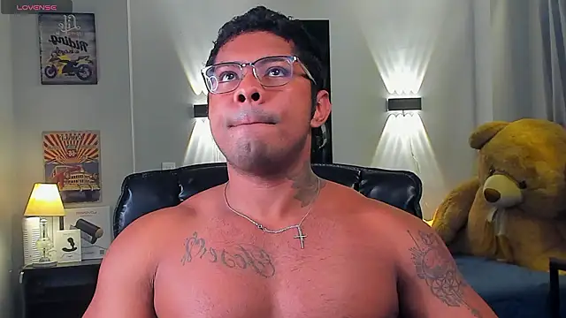 LEOHRDZ online show from February 2026 10:28:01 PM