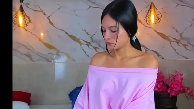 camiifox  online show from April 2026 06:12:01 PM