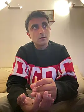 elia2711 online show from April 2026 09:08:02 PM