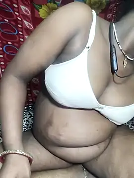 PRIYAGOYAL online show from April 2026 05:20:02 PM