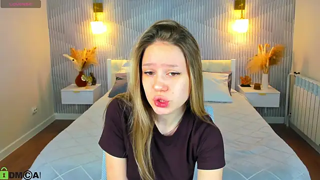 Mini Allice online show from February 2026 01:03:02 AM