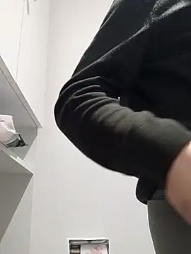 Luluberlu04 online show from February 2026 08:26:02 PM