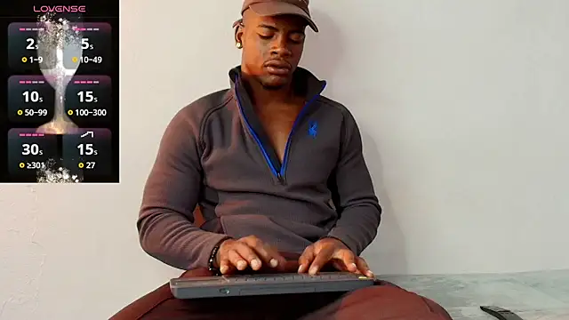 Snapshot of Lebron_black_ chatting on July 2026 02:10:01 PM Lebron black online show from July 2026 02:10:01 PM