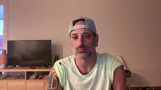 Snapshot of rgani chatting on April 2026 09:45:02 PM rgani online show from April 2026 09:45:02 PM