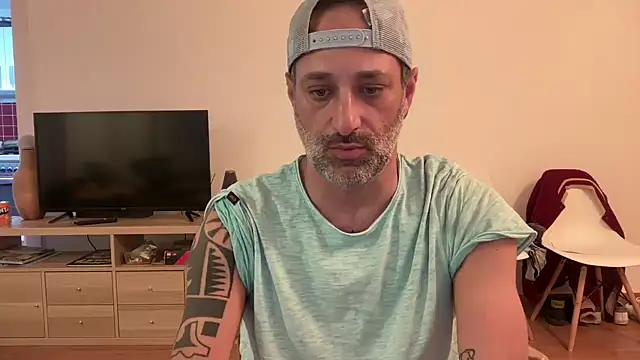 Snapshot of rgani chatting on April 2026 07:00:01 PM rgani online show from April 2026 07:00:01 PM