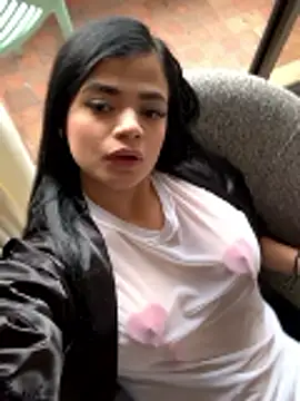 Alessia Gold online show from April 2026 10:00:02 PM