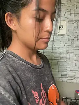 BabyFoxy online show from April 2026 08:06:02 PM