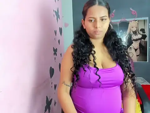 Luna white1 online show from April 2026 08:12:02 PM