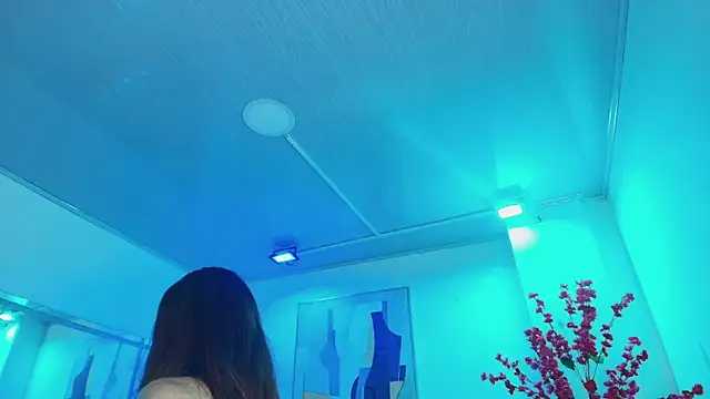 Chloe dolly online show from April 2026 12:14:02 PM