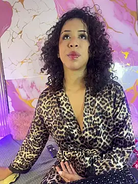 Snapshot of Woo_isDaphne chatting on July 2026 11:33:02 PM Woo isDaphne online show from July 2026 11:33:02 PM