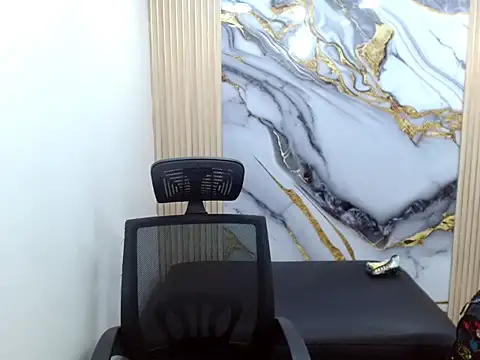 DaviidBuckx  online show from February 2026 02:30:01 AM