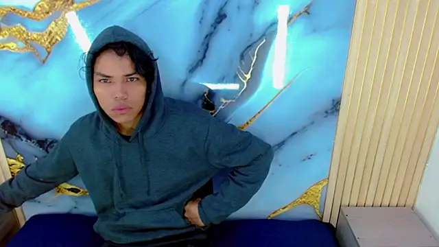 DaviidBuckx  online show from February 2026 01:50:01 AM