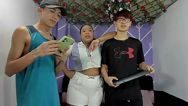 Lizeth hot2002 online show from March 2026 01:22:02 AM