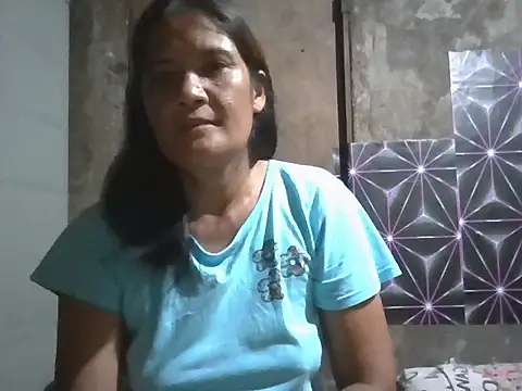 Wildhot Mommy online show from March 2026 01:50:01 PM