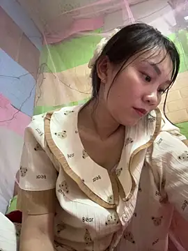 Lucky-baby077 online show from March 2026 07:15:01 AM