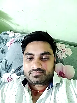 Snapshot of loyalboy_0052 chatting on April 2026 07:07:02 PM loyalboy 0052 online show from April 2026 07:07:02 PM