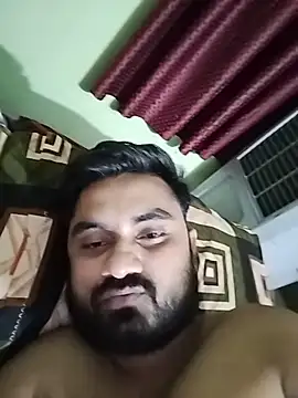 Snapshot of loyalboy_0052 chatting on May 2026 09:43:01 PM loyalboy 0052 online show from May 2026 09:43:01 PM