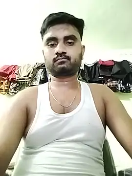 Snapshot of loyalboy_0052 chatting on June 2026 07:36:01 AM loyalboy 0052 online show from June 2026 07:36:01 AM