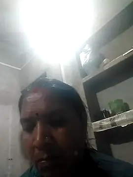 Loomaraj online show from February 2026 08:27:01 PM