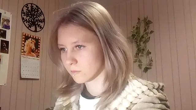 RunawayBr1de online show from March 2026 03:29:01 PM