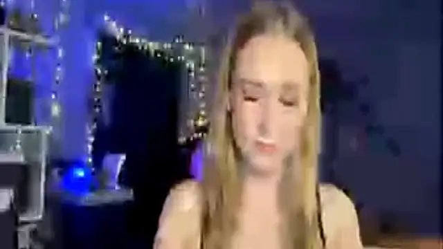 amily sunray online show from April 2026 03:28:02 PM