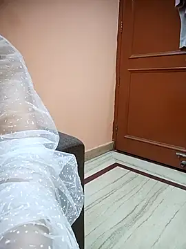 your-ayra online show from February 2026 06:04:02 PM