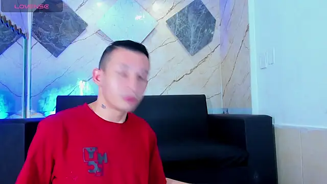 Isaak 26 online show from April 2026 11:11:02 AM