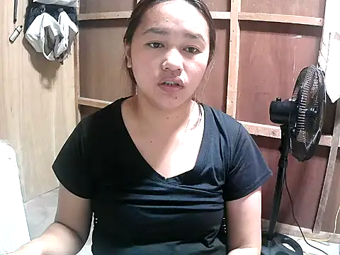 Cloudette 17 online show from February 2026 03:37:02 AM