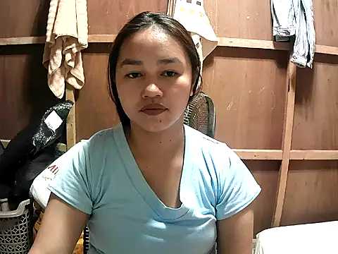 Cloudette 17 online show from March 2026 08:11:02 AM