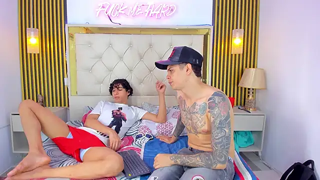 Adventurous Boys online show from April 2026 06:09:02 PM