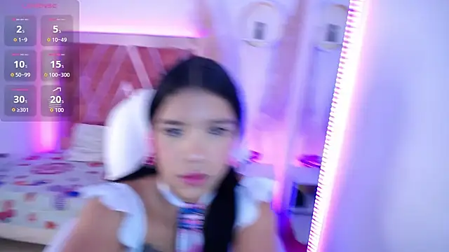 Taylor scottt online show from April 2026 09:48:02 PM